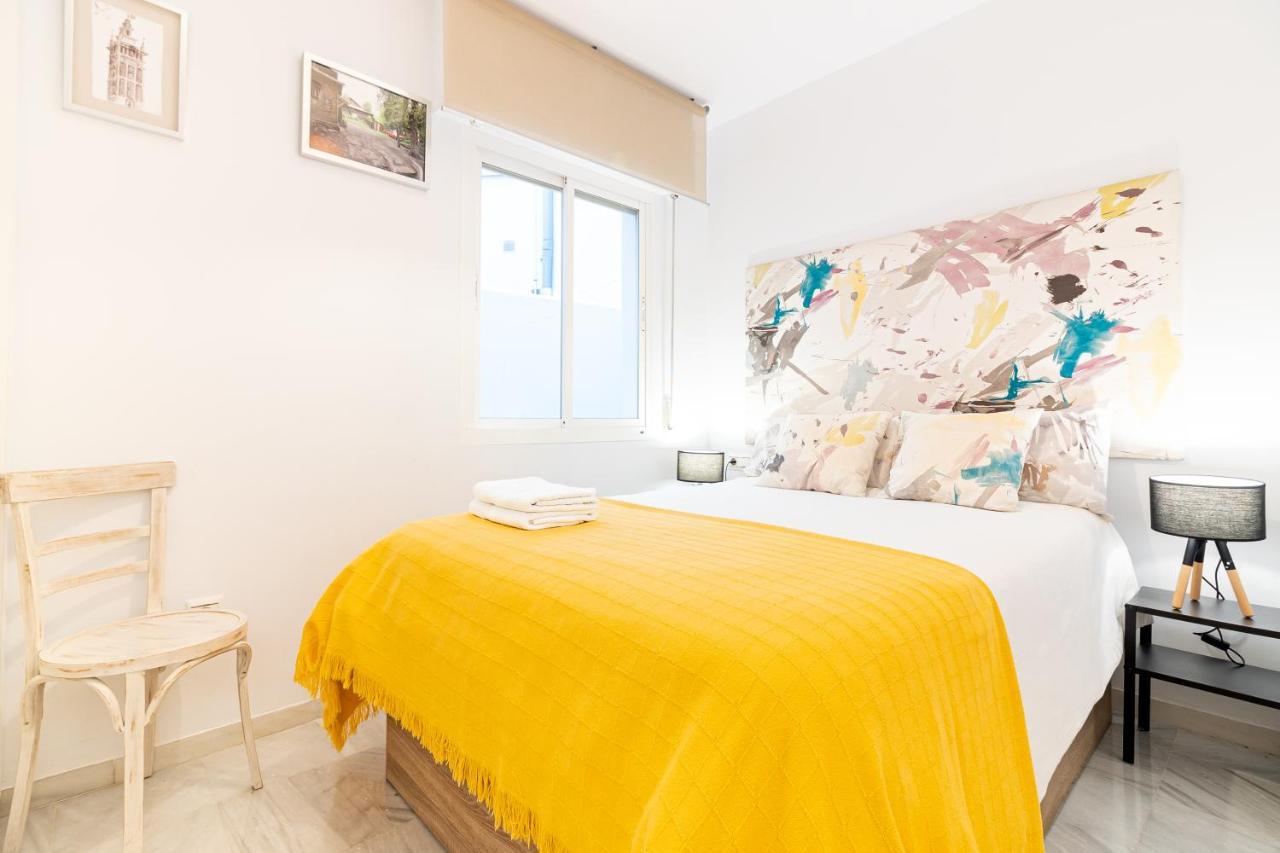Apartamento Vicky Victoria Малага Экстерьер фото