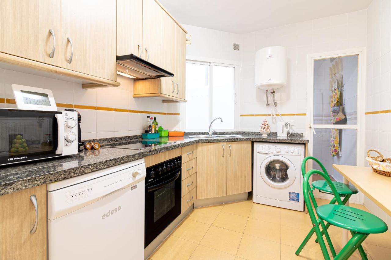 Apartamento Vicky Victoria Малага Экстерьер фото